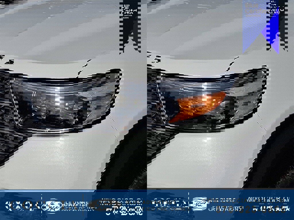 Certified 2022 Ford Explorer XLT w/ Equipment Group 202A image 9