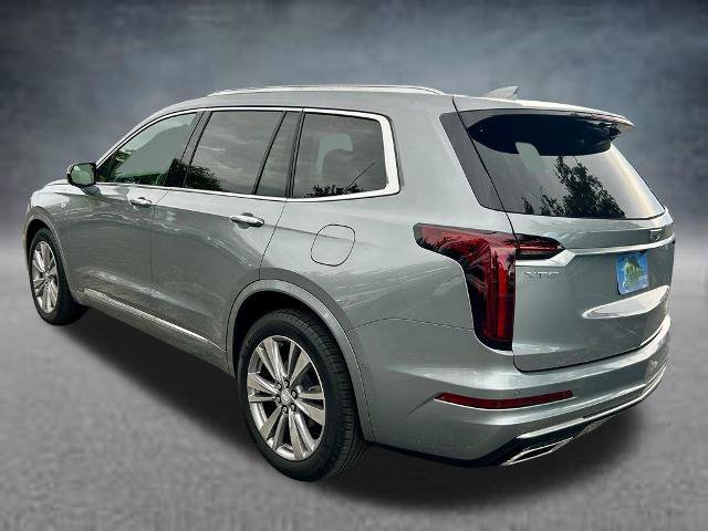 Used 2024 Cadillac XT6 Premium Luxury w/ Technology Package FWD image 8