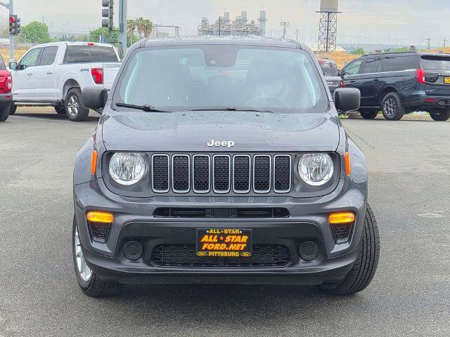 Used 2023 Jeep Renegade Latitude image 8