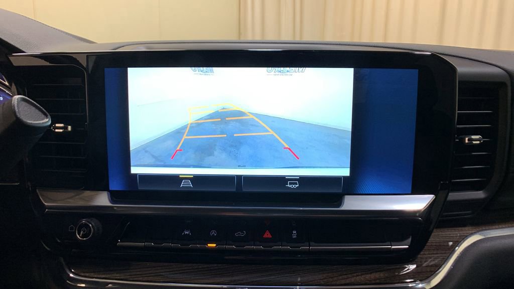 Used 2023 Chevrolet Silverado 1500 LT image 39