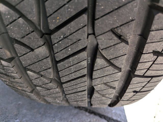 Used 2022 Toyota Corolla Cross XLE image 12