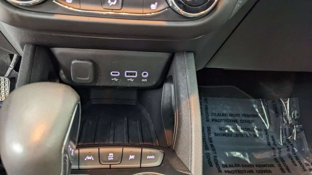 Used 2023 Chevrolet TrailBlazer ACTIV w/ Convenience Package AWD/4WD image 26