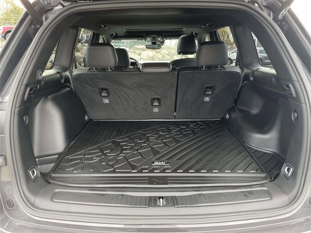 Used 2023 Jeep Grand Cherokee Altitude image 8
