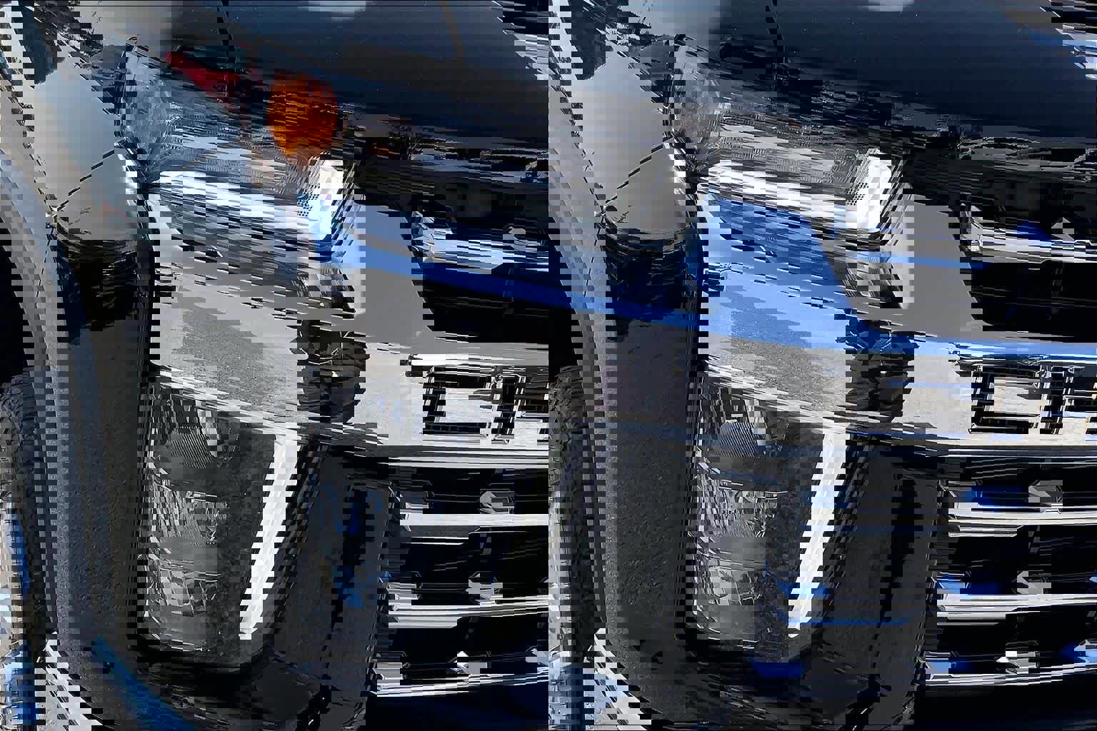 Used 2022 Chevrolet Silverado 2500 LTZ w/ LTZ Convenience Package image 28