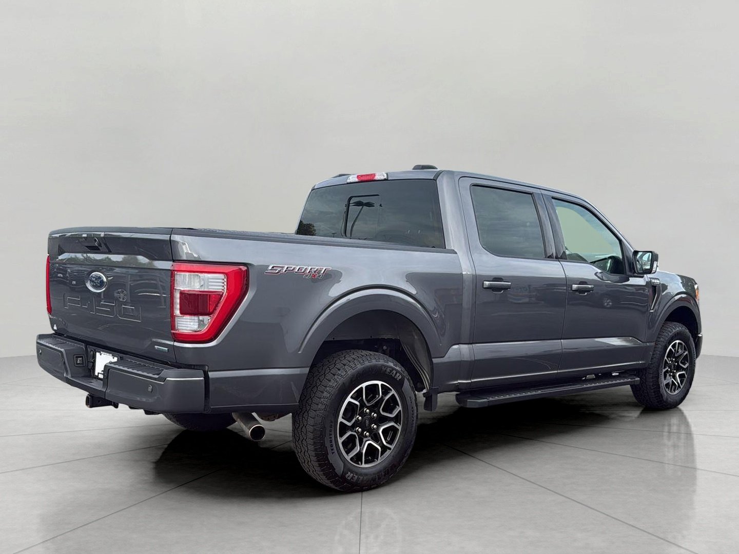Certified 2022 Ford F150 Lariat w/ Max Trailer Tow Package AWD/4WD image 9