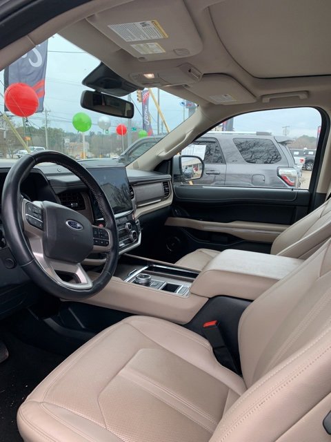 Certified 2024 Ford Expedition Limited image 12