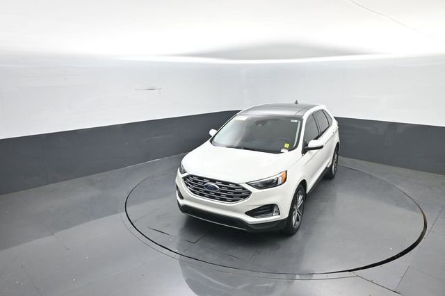 Certified 2024 Ford Edge Titanium AWD/4WD image 18