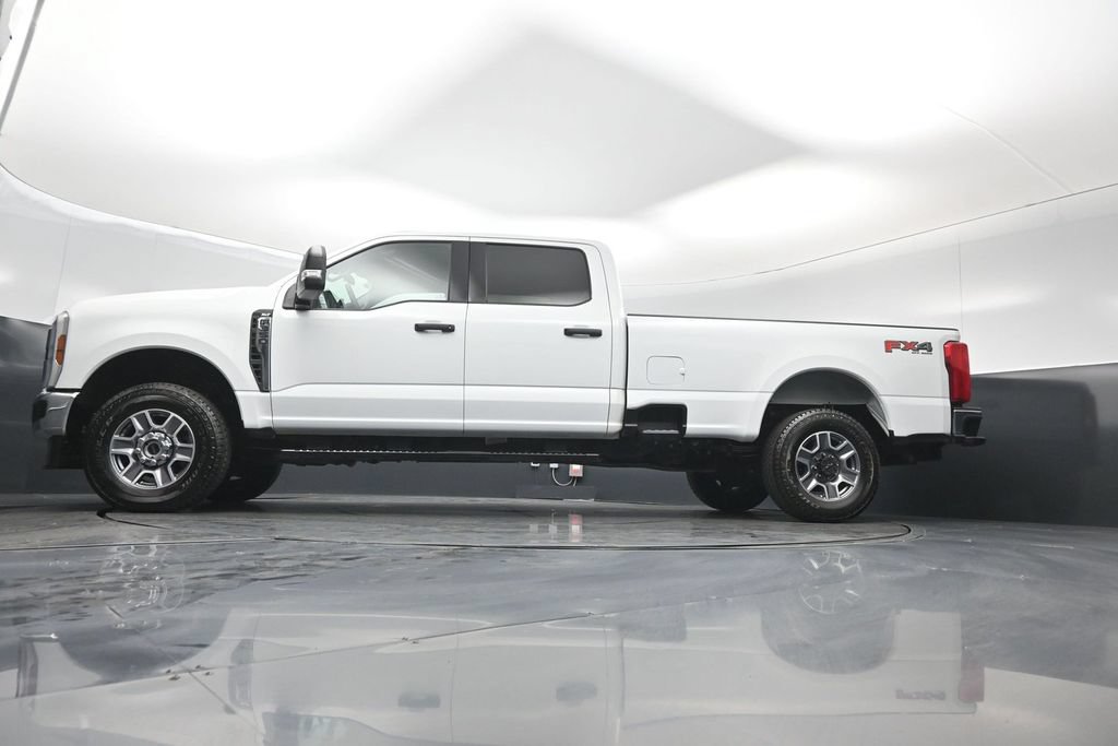 Certified 2025 Ford F350 XLT AWD/4WD image 47