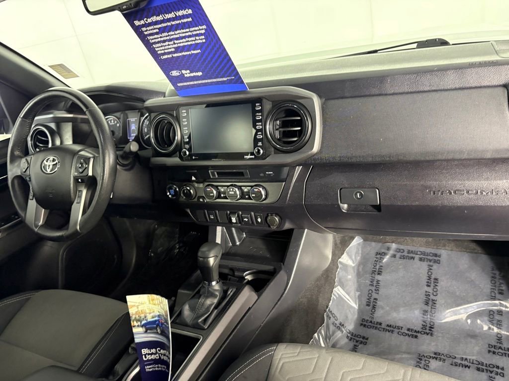 Used 2021 Toyota Tacoma TRD Off-Road image 33