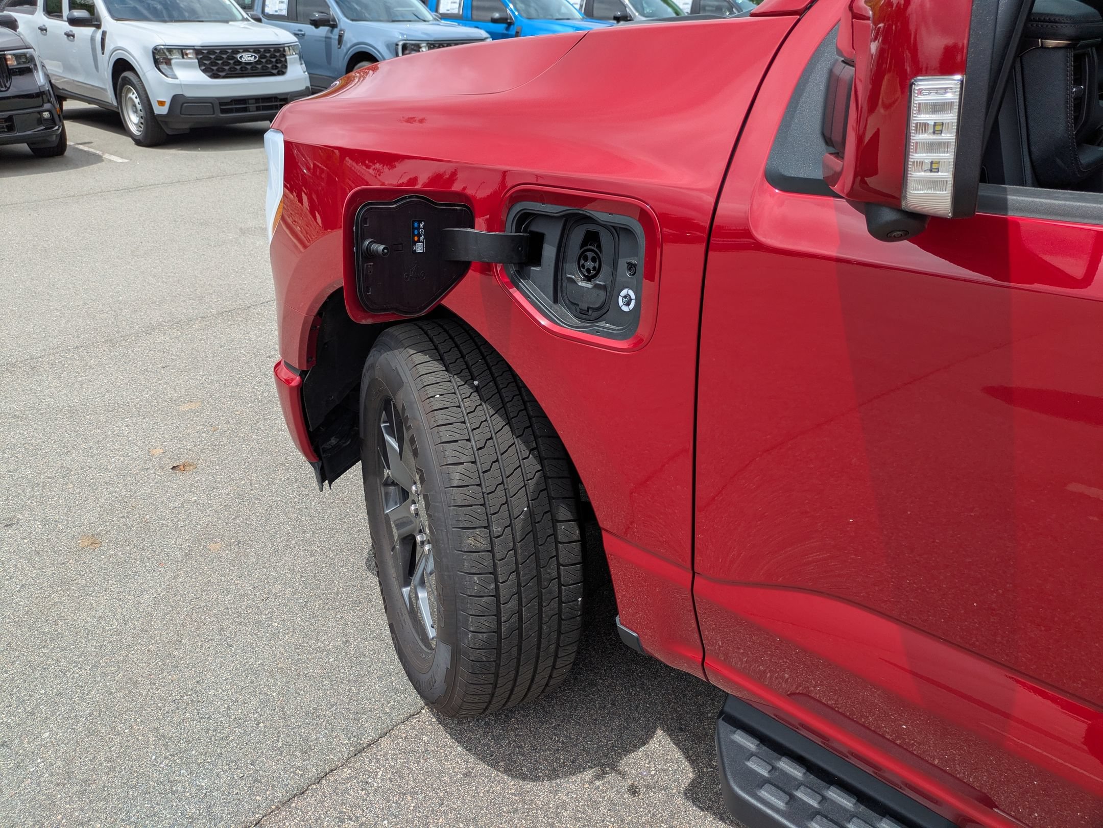Certified 2025 Ford F150 Lightning Lariat AWD/4WD image 13