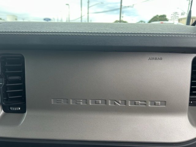 Certified 2025 Ford Bronco Outer Banks image 16