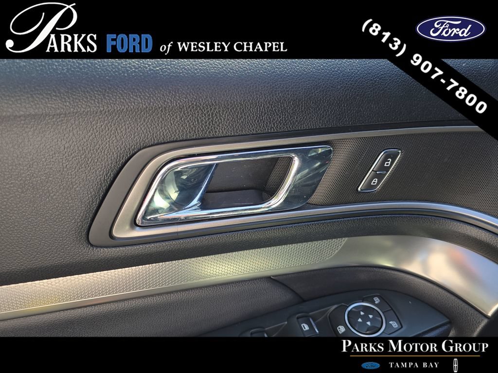 Certified 2018 Ford Explorer XLT w/ Equipment Group 202A AWD/4WD image 19