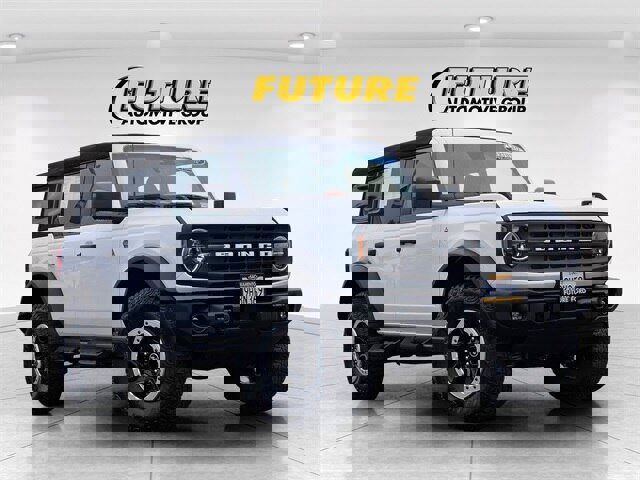 Certified 2023 Ford Bronco Black Diamond w/ Sasquatch Package