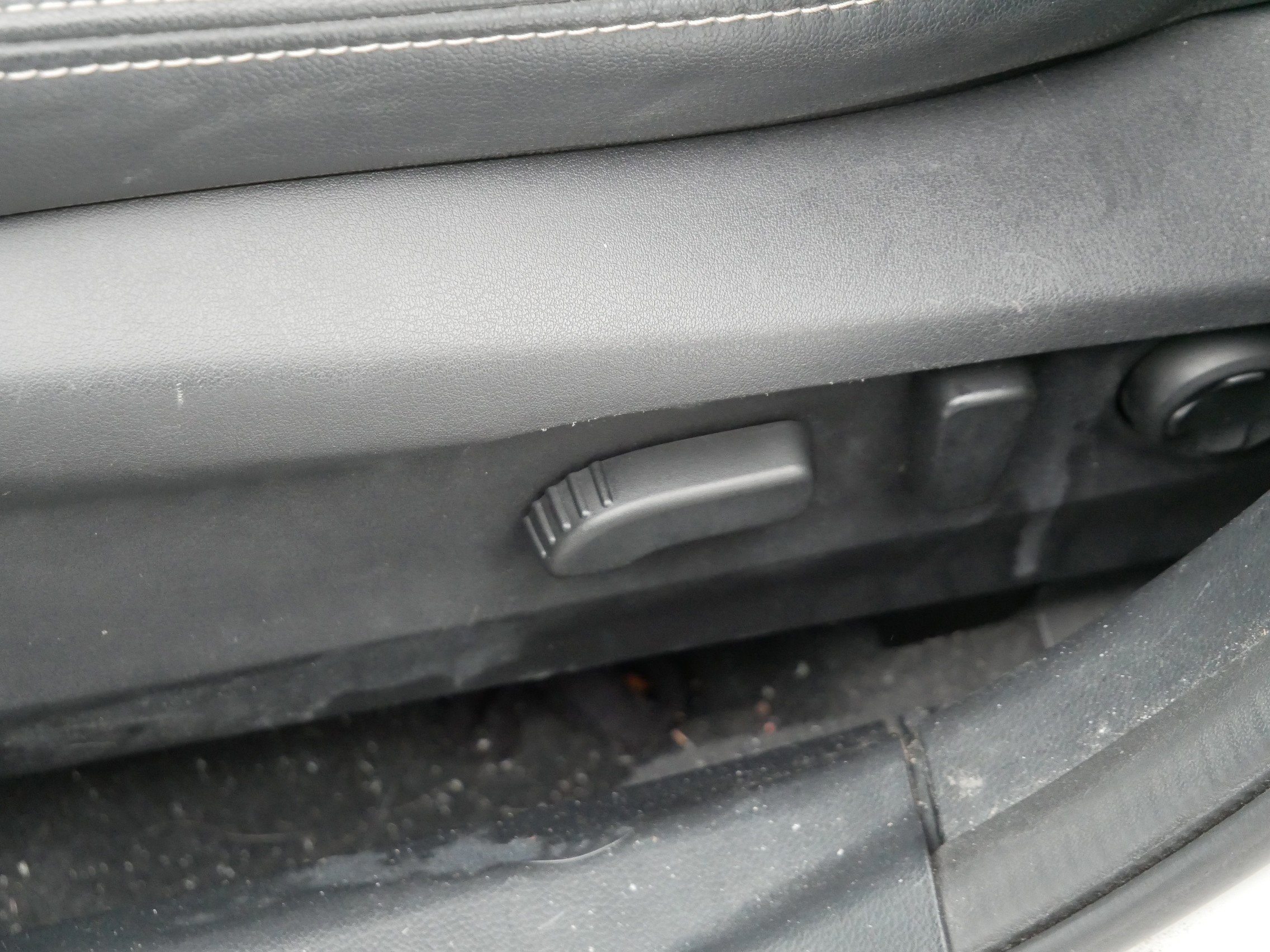 Used 2023 Subaru Outback Limited image 14