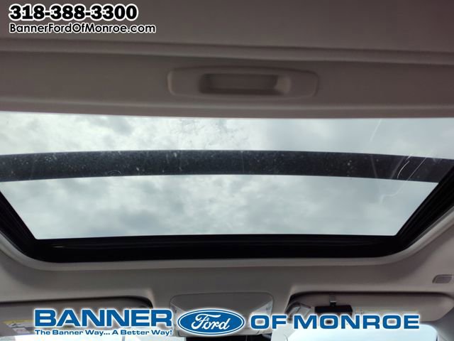 Used 2023 Toyota RAV4 XLE Premium FWD image 23