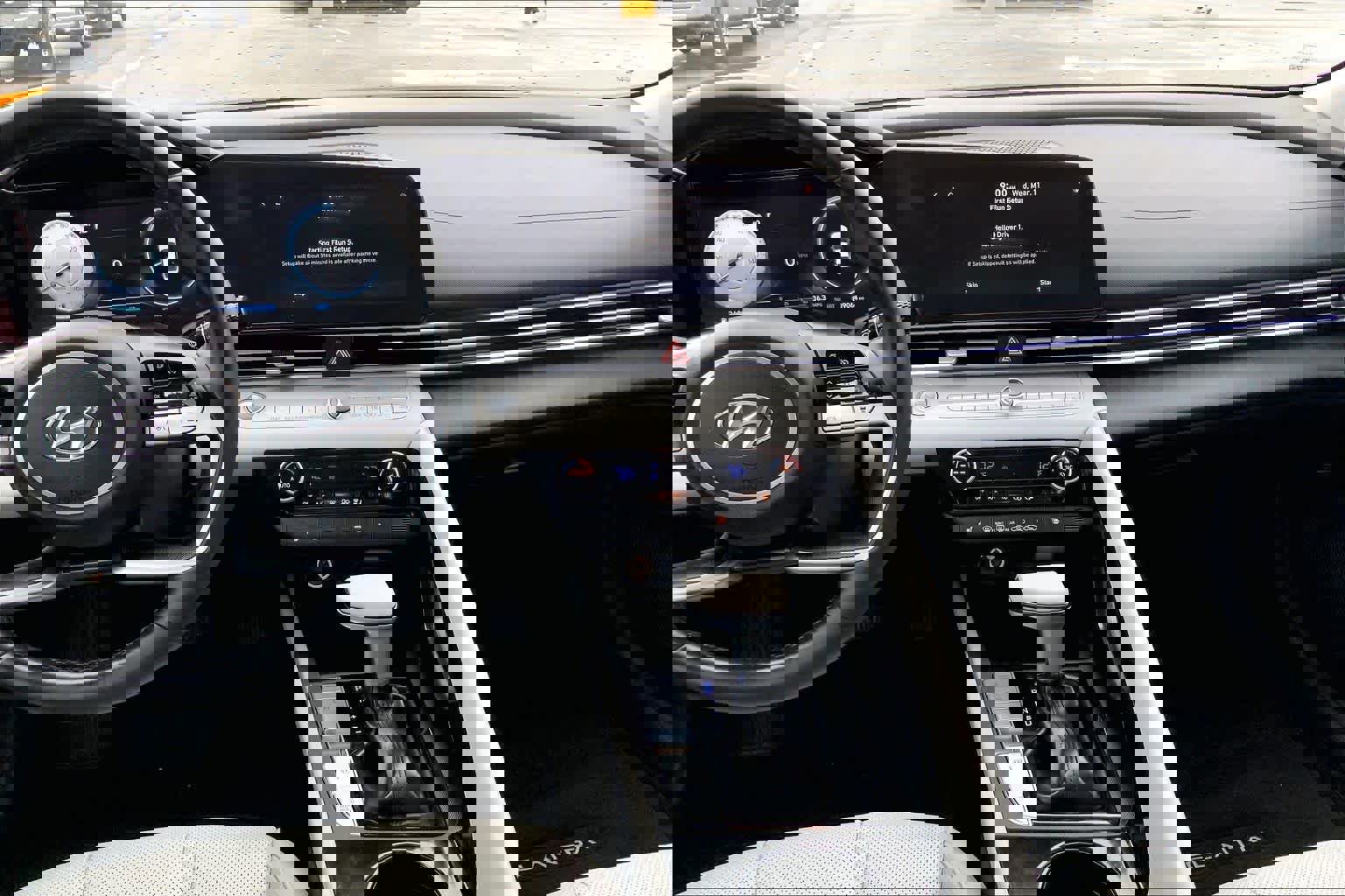 Used 2021 Hyundai Elantra Limited image 9