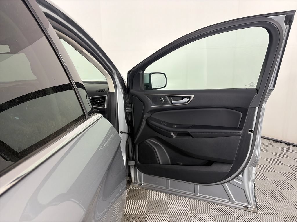 Certified 2024 Ford Edge SEL AWD/4WD image 30