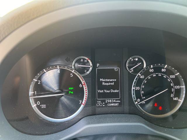 Used 2023 Lexus GX 460 Luxury w/ Sport Design Package AWD/4WD image 13