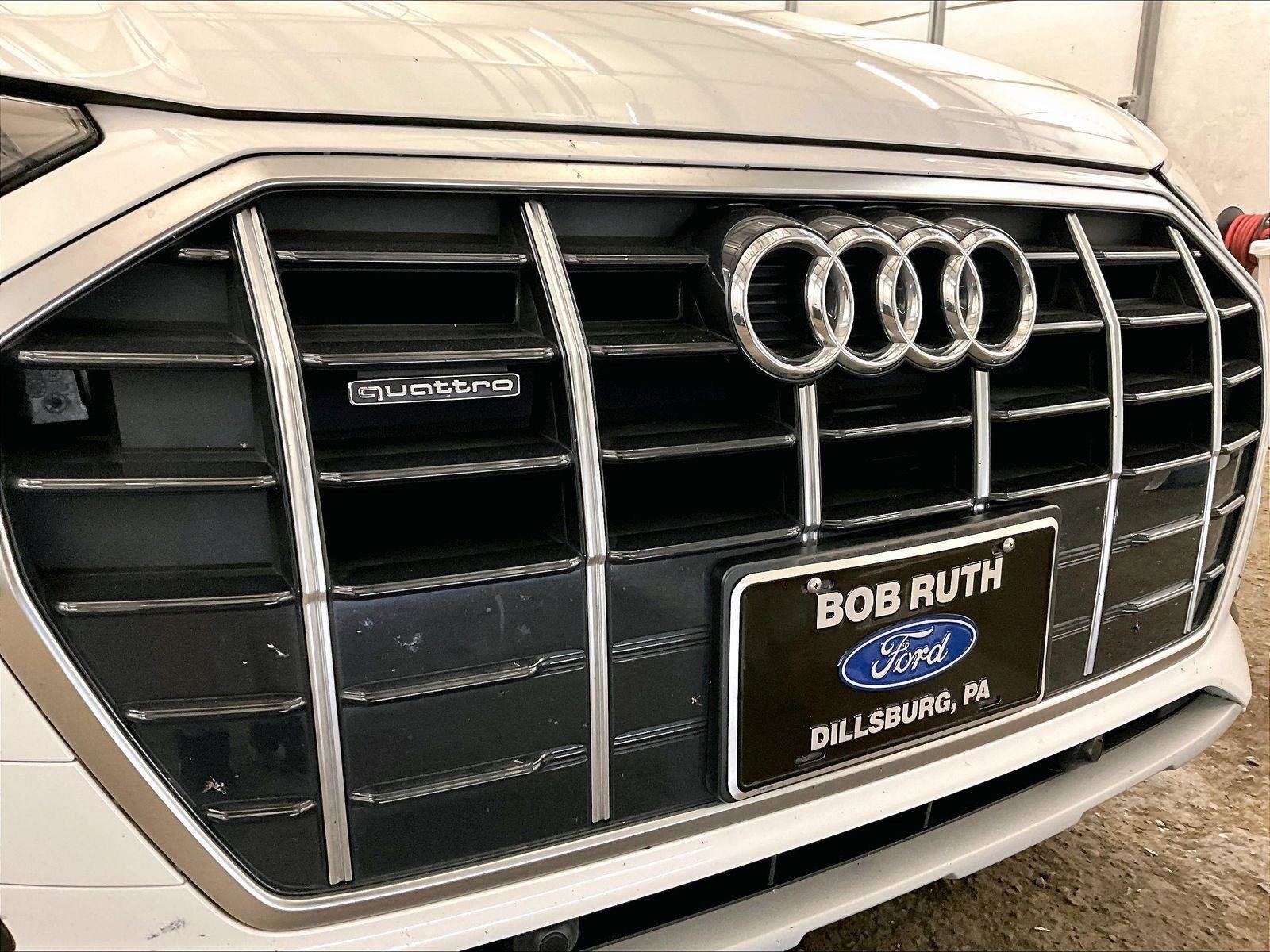 Used 2023 Audi Q5 2.0T Premium w/ Convenience Package AWD/4WD image 29