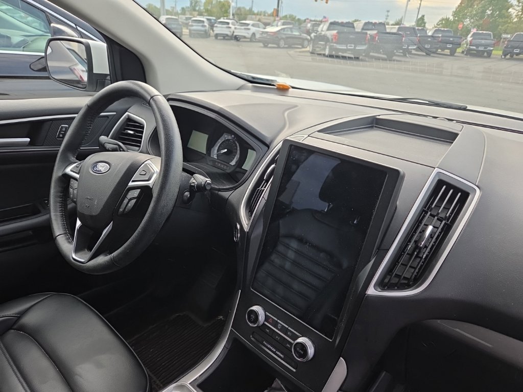 Certified 2024 Ford Edge SEL w/ Convenience Package AWD/4WD image 6