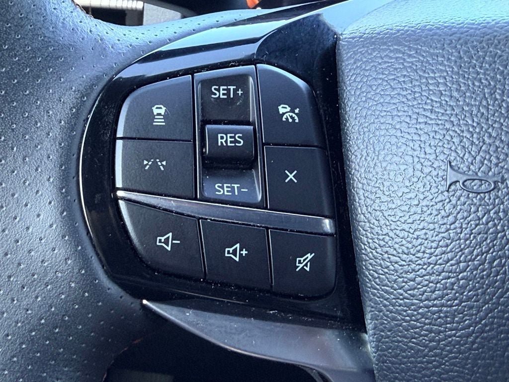 Certified 2025 Ford Explorer ST-Line AWD/4WD image 28