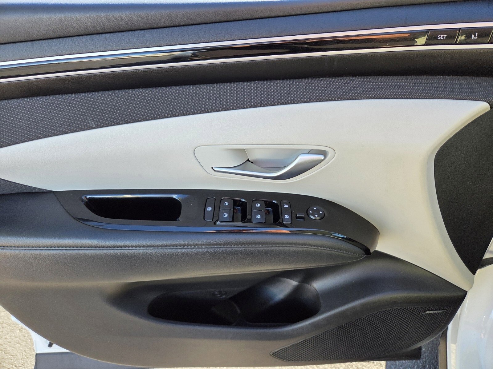 Used 2024 Hyundai Tucson Limited image 18