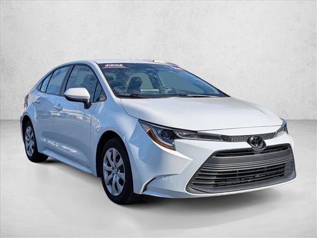 Used 2024 Toyota Corolla LE FWD image 3