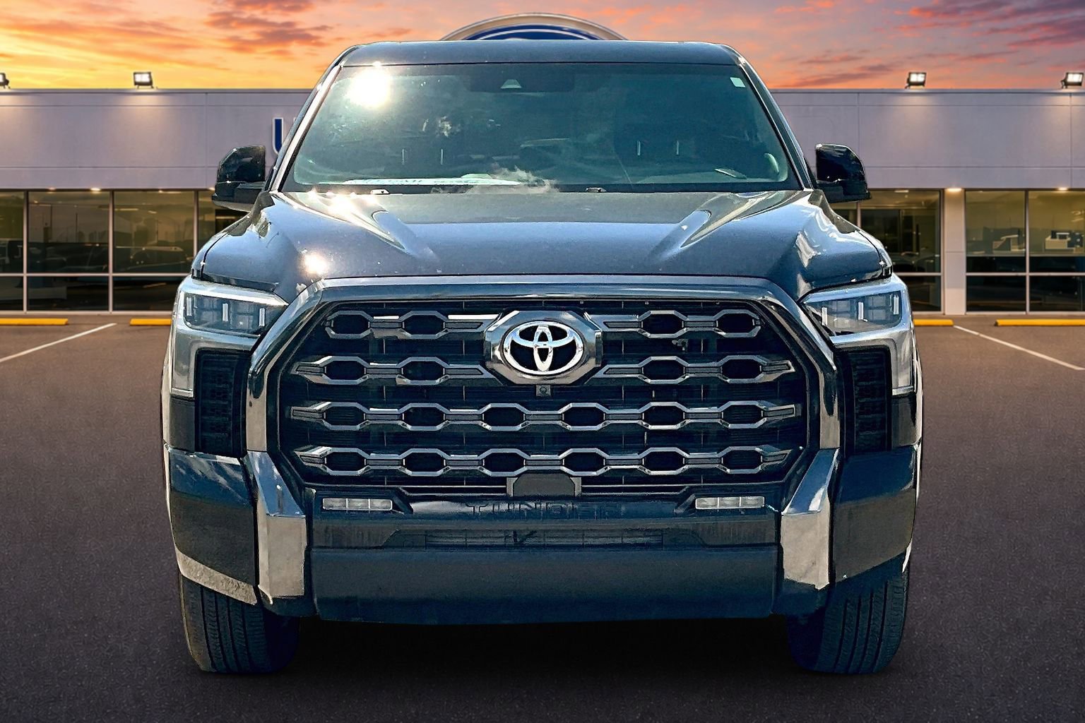 Used 2023 Toyota Tundra Platinum AWD/4WD image 6