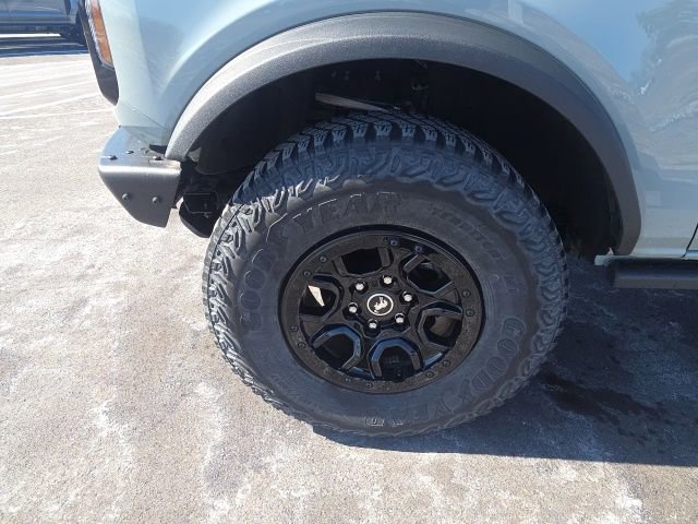 Certified 2023 Ford Bronco Wildtrak image 16