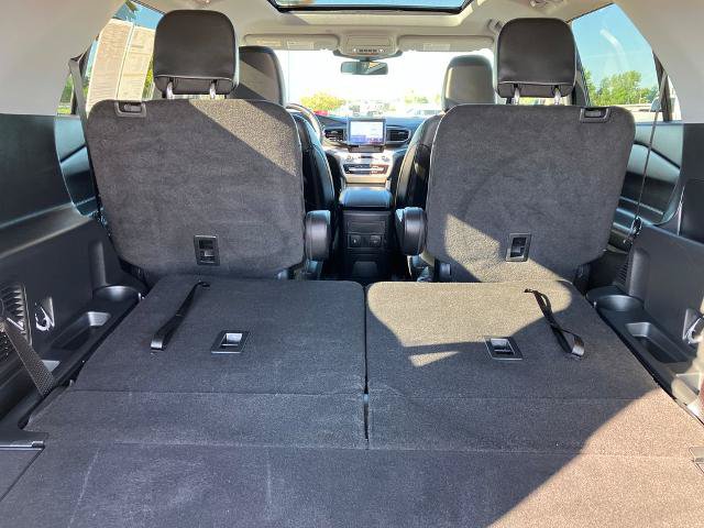 Certified 2024 Ford Explorer XLT w/ Equipment Group 202A AWD/4WD image 17