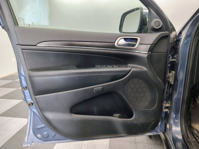 Used 2021 Jeep Grand Cherokee Limited AWD/4WD image 10