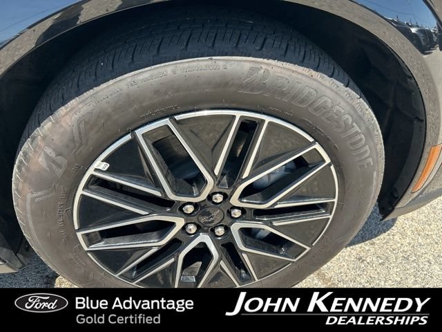 Certified 2025 Ford Mustang Mach-E Premium AWD/4WD image 8