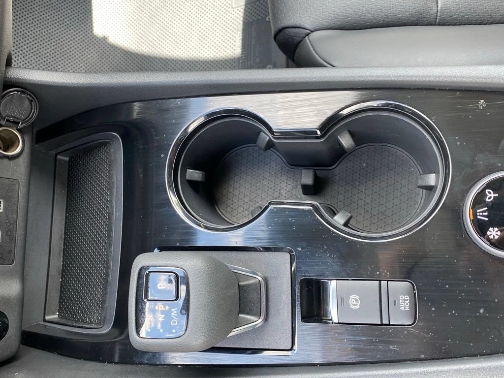 Used 2024 Nissan Rogue SV w/ SV Premium Package AWD/4WD image 18