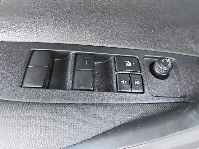 Used 2025 Toyota Corolla LE FWD image 26