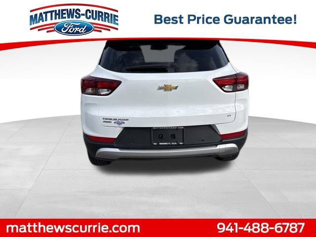 Used 2024 Chevrolet TrailBlazer LT w/ Convenience Package image 3