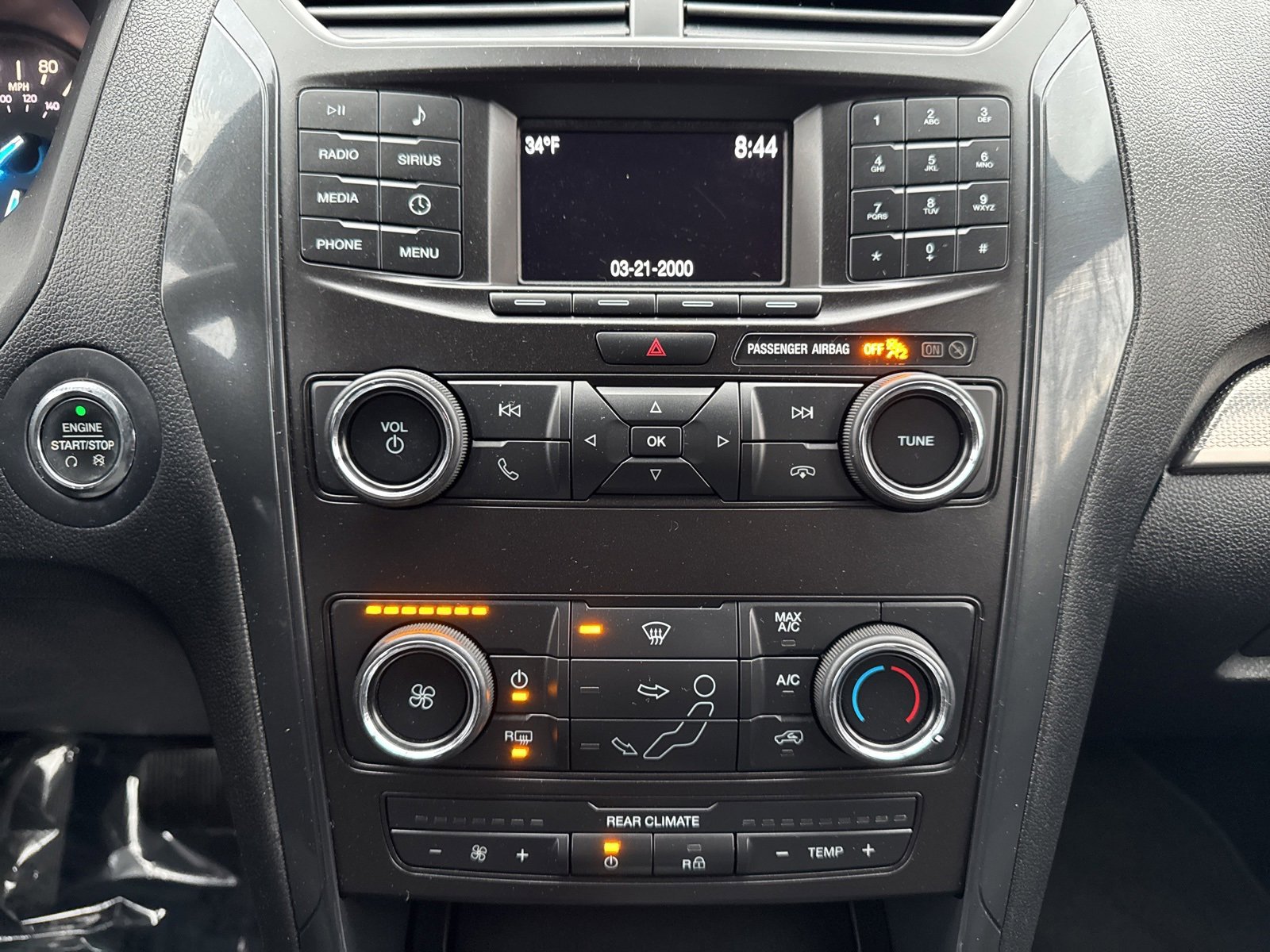 Certified 2019 Ford Explorer XLT image 35