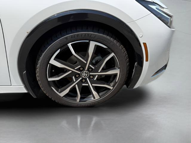 Used 2024 Toyota Prius Prime Premium w/ Advanced Technology Package FWD image 28