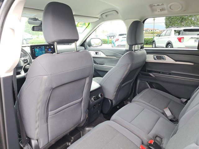 Certified 2025 Ford Explorer Active image 12