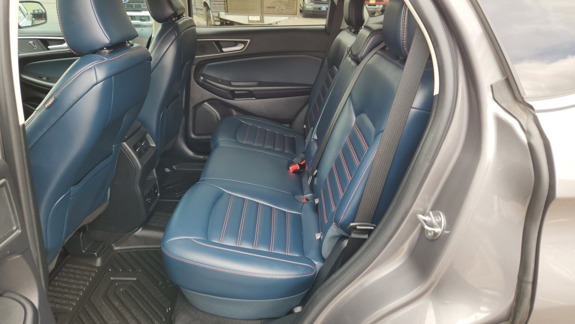 Certified 2022 Ford Edge SEL w/ Sport Appearance Package AWD/4WD image 27