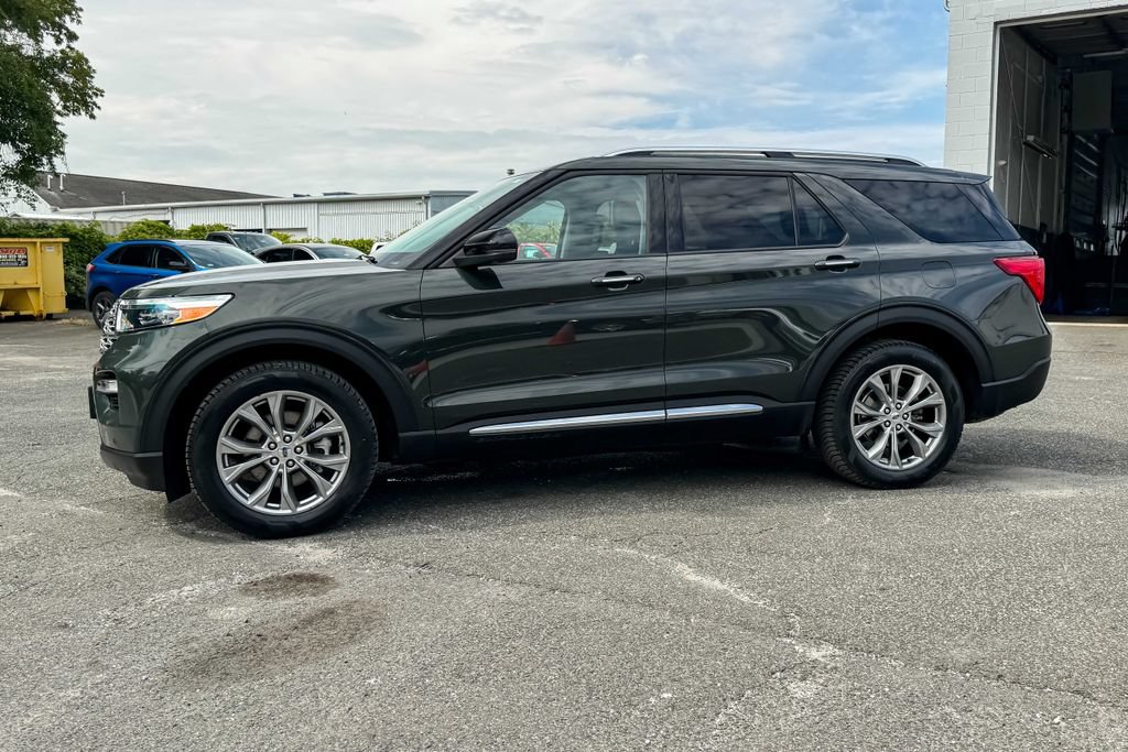 Certified 2023 Ford Explorer Limited w/ Equipment Group 301A AWD/4WD image 6
