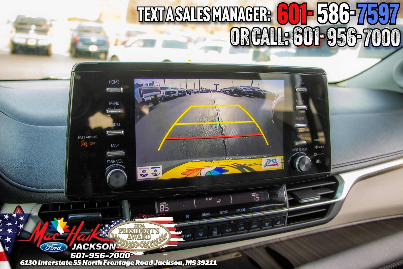 Used 2022 Toyota Sienna Limited image 20