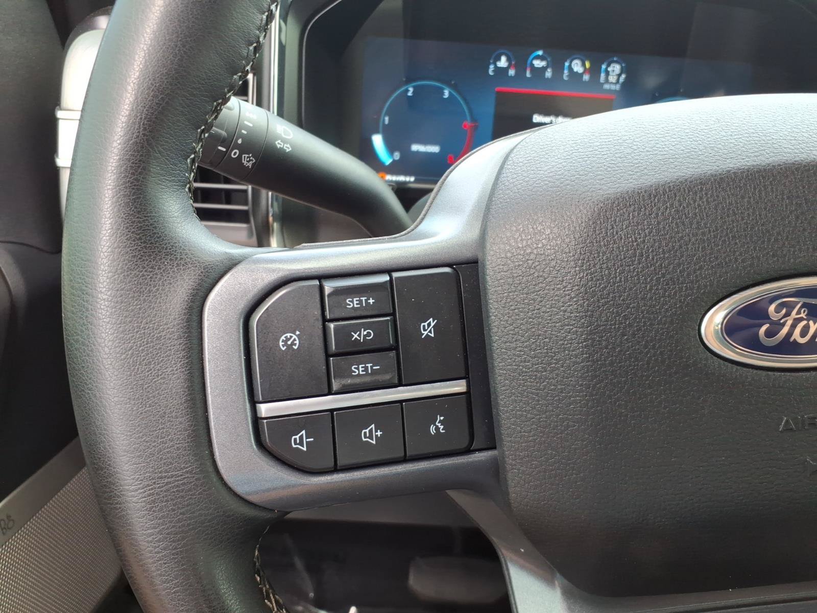 Certified 2025 Ford F450 Lariat w/ Chrome Package AWD/4WD image 18
