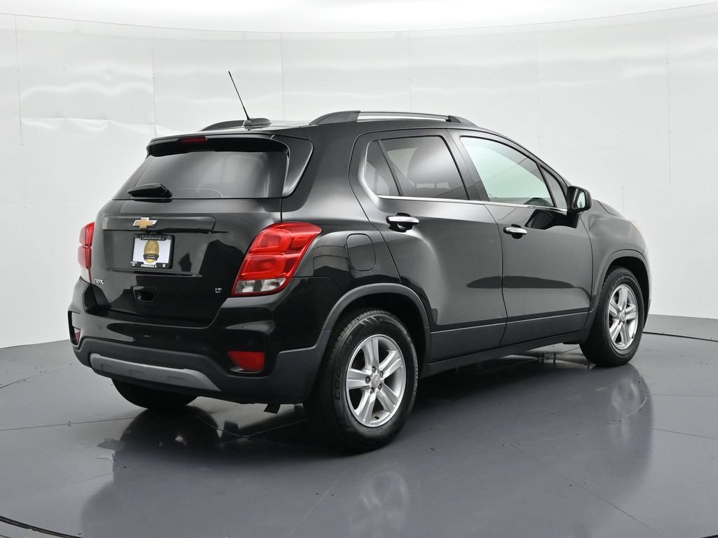 Used 2017 Chevrolet Trax LT w/ Driver Confidence Package FWD image 6