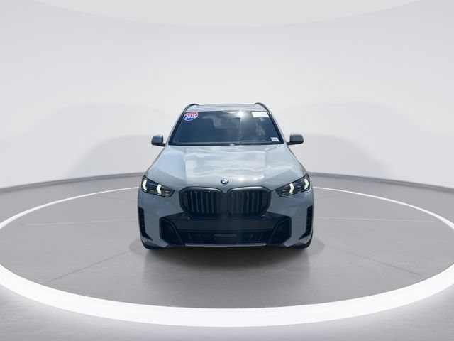 Used 2025 BMW X5 sDrive40i w/ M Sport Package RWD image 2