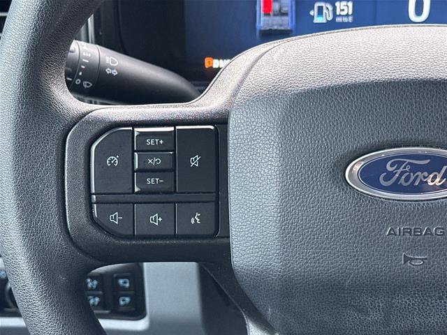 Certified 2025 Ford F250 XLT w/ Black Appearance Package AWD/4WD image 19