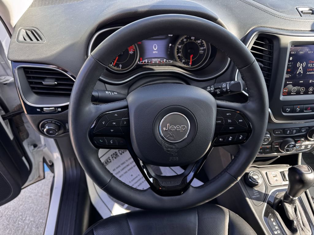 Used 2023 Jeep Cherokee Altitude Lux image 12