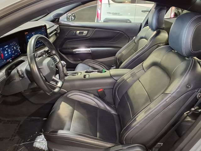 Certified 2025 Ford Mustang Premium RWD image 18