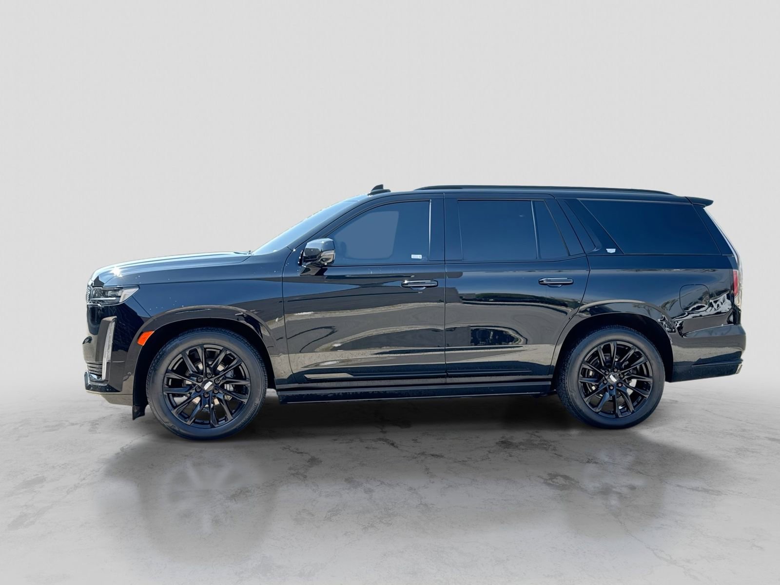 Used 2023 Cadillac Escalade Sport Platinum w/ LPO, ONYX Package AWD/4WD image 3