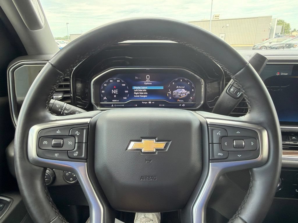 Used 2024 Chevrolet Silverado 1500 LT AWD/4WD image 15