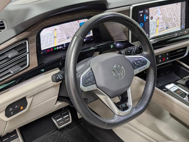 Used 2024 Volkswagen Atlas SEL Premium R-Line AWD/4WD image 8
